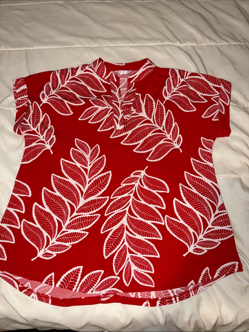Women’s Red Printed Short-Sleeve Blouse with White Leaf Motif